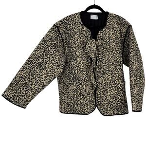 ASOS DESIGN Quilted Leopard Print Jacket Size Medium Boxy Artsy Kimono
